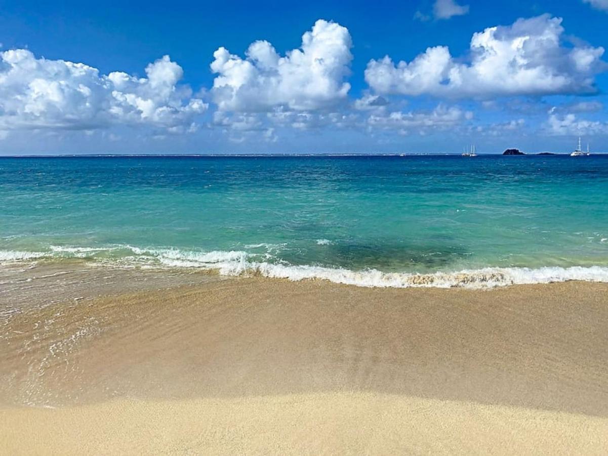 Pavillon Beach 9, Feet In The Water In Grand Case Bagian luar foto